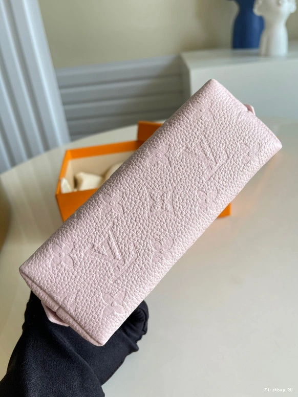 First bags ru reviews COSMETIC POUCH VUITTON LOUIS 0813